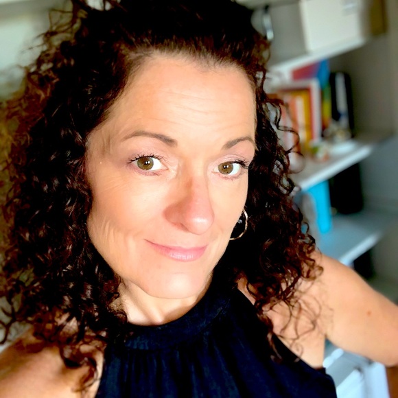 Meet your Posher, Catherine - Picture 1 of 1